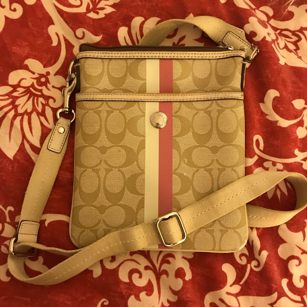 Coach messenger crossbody bag tan cream pink